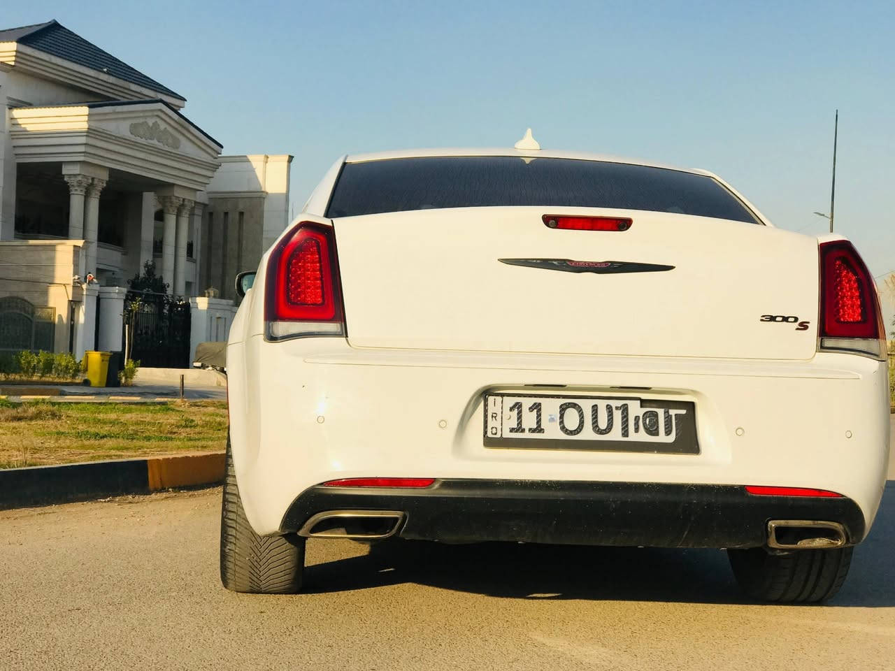 كرايسلر 300 S موديل 2022 اصل
وارد أمريكي فول مواصفات رقم بغداد بأسمي تو ويل حادث والسونار بالصور موجود وهذا رقم الشاصي👇    2C3CCABGXNH116060 
ماشية 55 الف ميل حقيقي كير محرك شواصي كفالة
صدر جديد، تبديل لغد أيمن من البوينات بدون كص ولا لحيم مكاني بغداد #السعر_245
للاتصال
***********
***********
