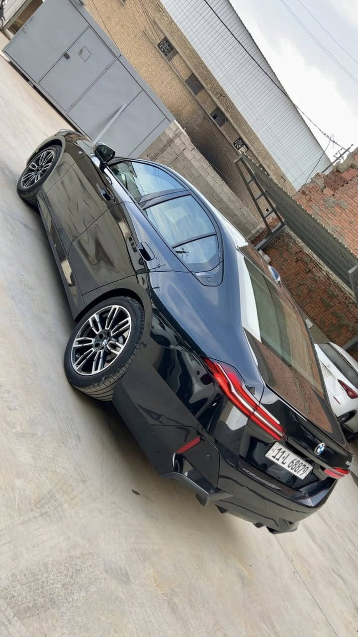 السلام عليكم
2024 Bmw 520i 
وكالة العروش
 ماشية 19 الف 
فول مواصفات جنطة كهرباء 5 بردات كفالة عامة 
بغداد السيدية
***********
54500$
