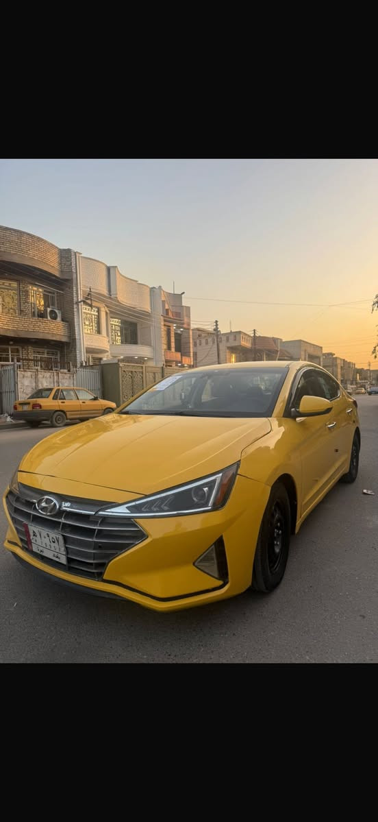 انترا مديل ٢٠٢٠ سعر )١٢٢ )مبايل (*********** وارد امريكي حادث سياره بنيد فقط بدون دواخل بدون اربك محرك ٢٠٠٠ دوش كير ايتي المرغوب سياره جديده وجاهزه تخم تاير جديد صدر امامي وخلفي جديد اليبل واحد شاشه كامره جاهزه من كل نواحي رقم بغداد تحويل ثاني يوم مصفره هيئه وغرامات
