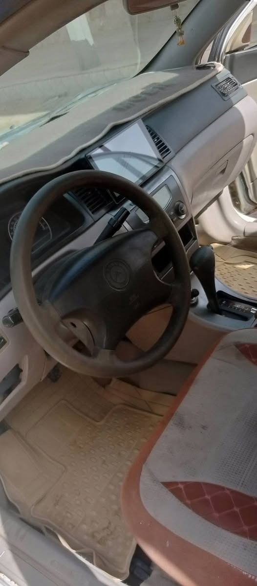 جلي موبل موديل 2013. رقم دولي ل 2030 بسمي مكينه كورله   السعر 35
سوق الشيوخ. ***********
