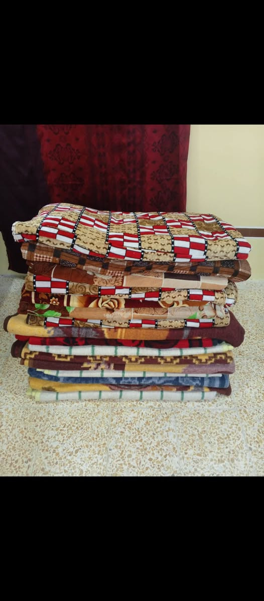 اغراض للبيع للاستفسار اتصل على رقم هاتف ***********
