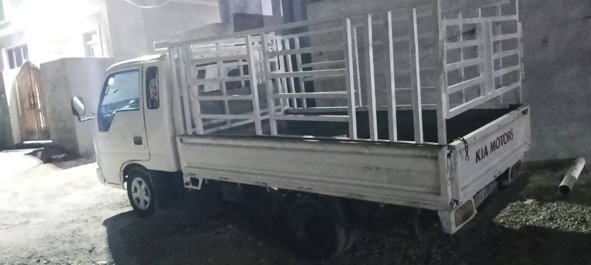 سلام عليكم فنتيره اللبيع موديل 97سياره نضيفه العنوان بعقوبه الستفسار على رقم ***********
