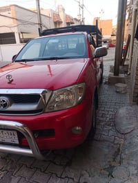 هايلكس تك • ٢٠١١ • ١٤٠ الف