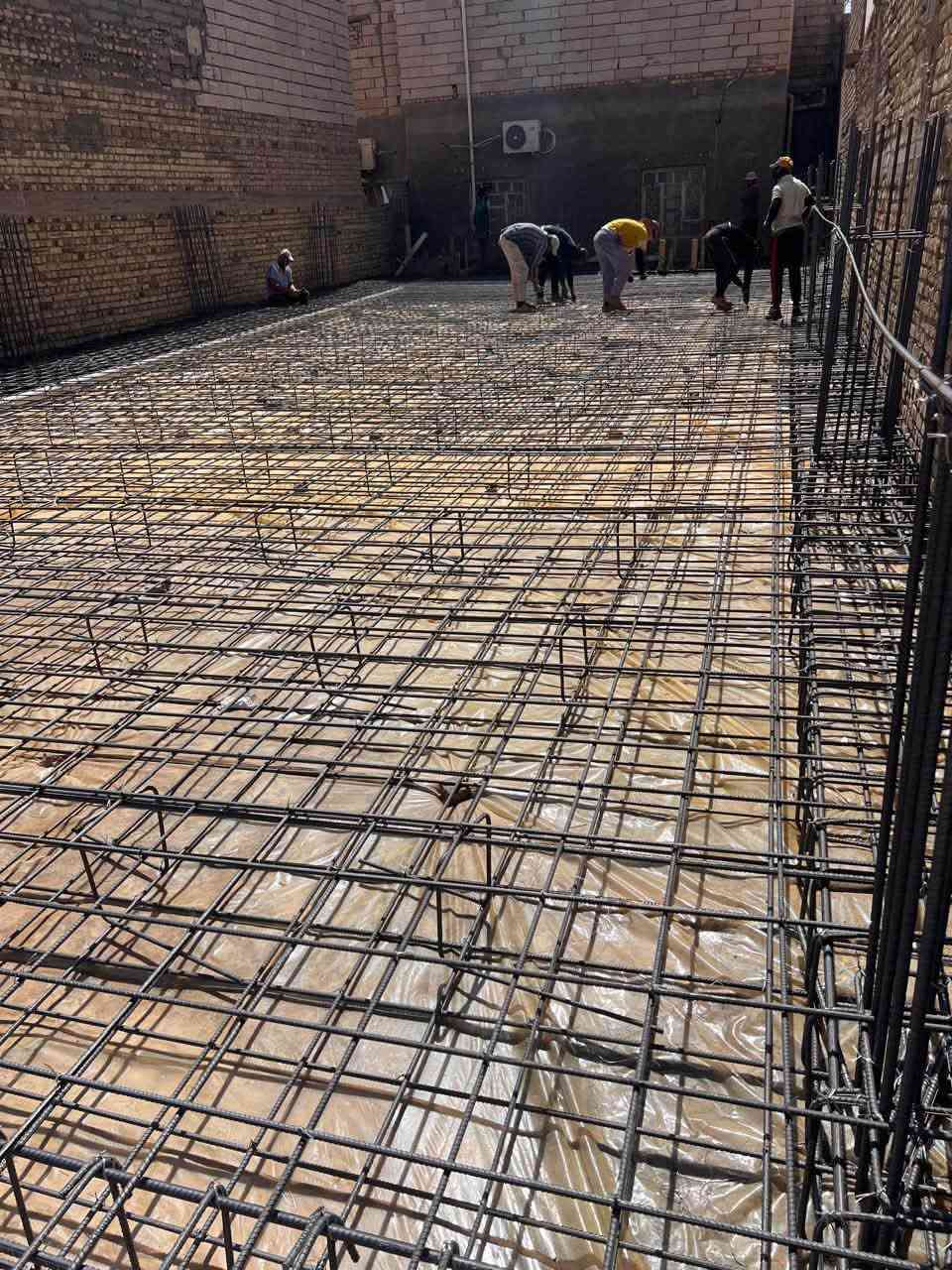 مكتب الانجاز
عملنا الجديد بنايه تجاريه شارع الصدرين

✨ الدقة في العمل هي شعارنا.. خطوة بخطوة نحو بناء بنايه تجاريه او بيت العمر ✨من موقع العمل اليوم.. تجهيز حديد تسليح بأعلى المواصفات الفنية قبل المباشرة بالصب.🚧 إذا عندك قطعة أرض وتريد تبنيها ومحتار بالحدادة والنجارة.. اترك التعب علينا واستلم مفتاح!

يتخصص المكتب في مجالات متعددة تشمل: 
التداول العقاري: بيع، شراء، استثمار، وإيجار مختلف العقارات والأراضي.
المقاولات العامة: بناء وتشييد الهياكل والمباني السكنية والتجارية (في الأراضي الطابو والزراعي).

📞 تواصل معنا الآن: [***********]
