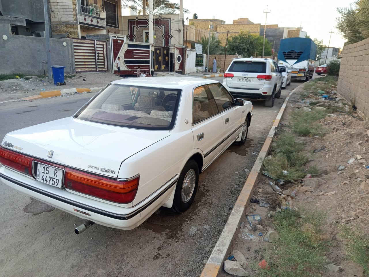 سلام عليكم سيدان مديل 90جديده للبيع  ***********
