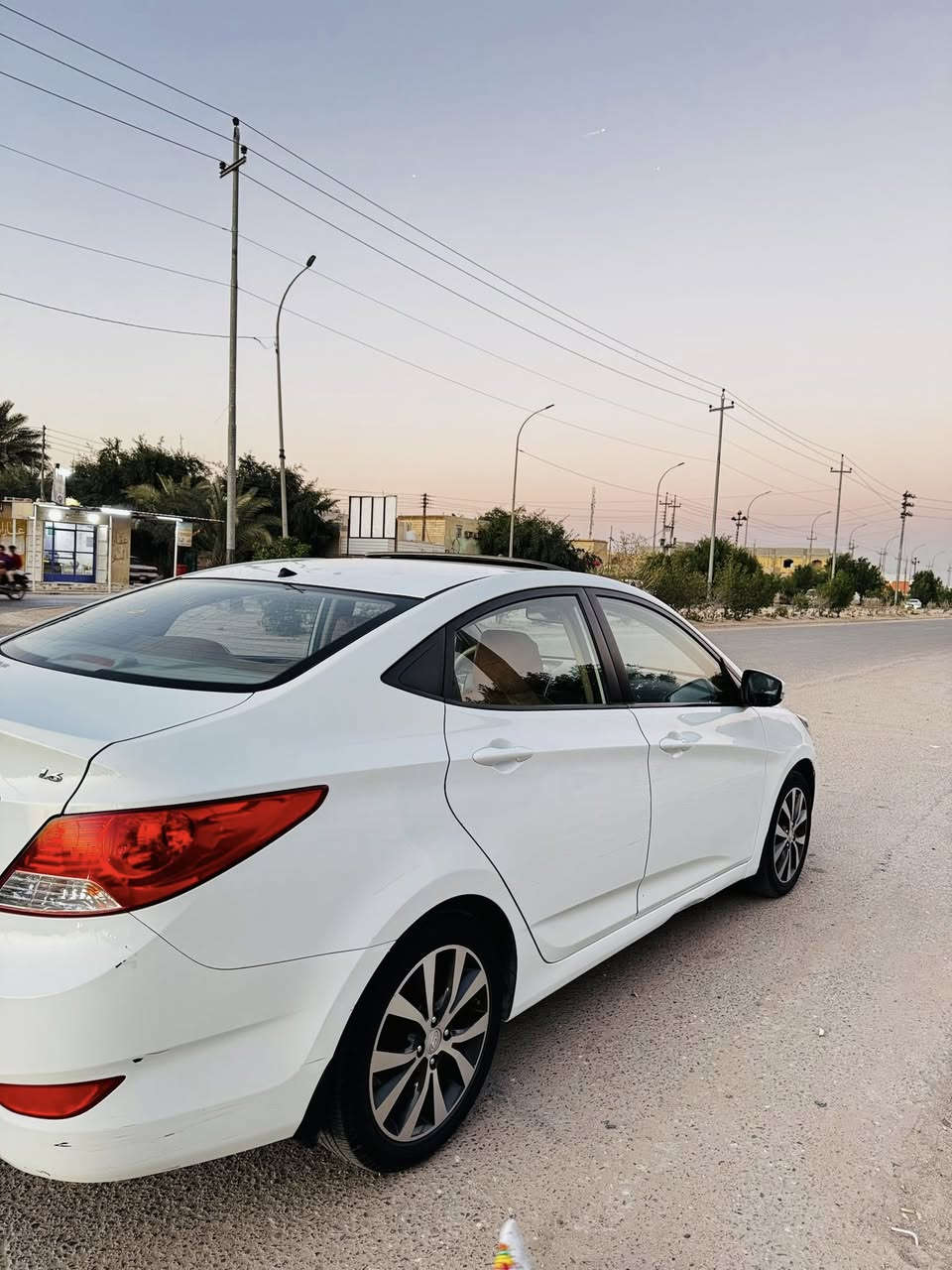 هونداي اكسنت 2015
وارد خليجي
كفالة سيارة
فول مواصفات ١/١
ماشية 97 الف كيلو متر 
مكينة 1600 
جاهزة سيارة بكامل تخم تاير وحدادة وكهربائيات وتبريد 
رقم بصرة الجديد (الدولي) شرط التحويل 
رايدها ب 110 وبيها مجال بسيط
مكاني البصرة/خور الزبير
لأستفسار الاتصال على الرقم ومتوفر واتساب
***********
