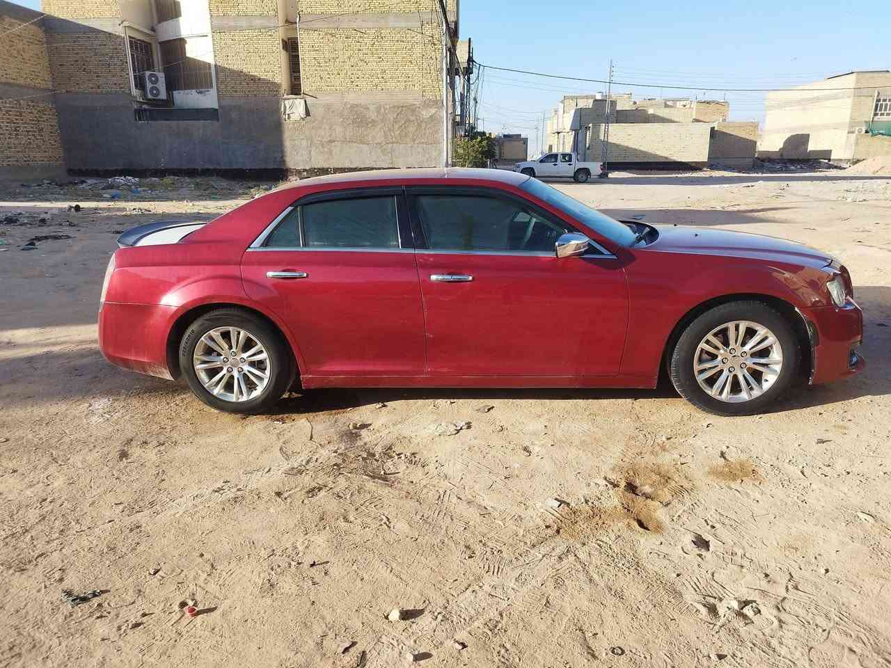 السلام عليكم
كرايسلر اوباما للبيع 
موديل 2012
لون كرزي شذري
وارد كندي 
السياره كلين 
حداديه جديده 
تخم تاير جديد
ويل كروم 
المواصفات تشغيل عن بعد كشنات كهربائية تدفئة 
داخل جلد شاشه srt 
گير طياره 
مكينه 6V.. . . . 3600
فول مواصفات عده الفتحه 
سياره رقم سليمانيه تريد مداور تريد وكاله 
سياره برغي ما عايزه 
عنوان السياره نجف 
للاستفسار ***********
بيع مستعجل
