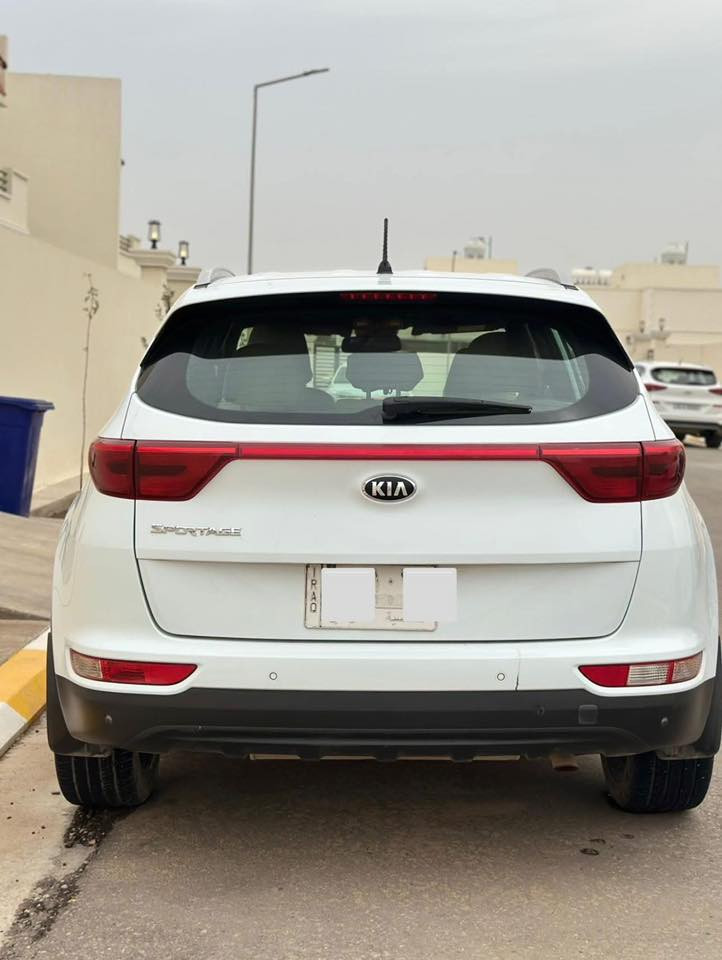 خليجي
حساسات امامي خلفي
مري شفط
تبريد قطعتين
تحكم ستيرن جهتين
لد نهاري 
٣ وضعيات قيادة
مانع انزلاق
نظام ABS
مثبت سرعة
العداد ٨٩,٠٠٠
الجاملغ الخلفي بيها دحجة بسيطة ترجع على البارد  

السعر ١٧٥ وبيها مجال بسيط
***********
