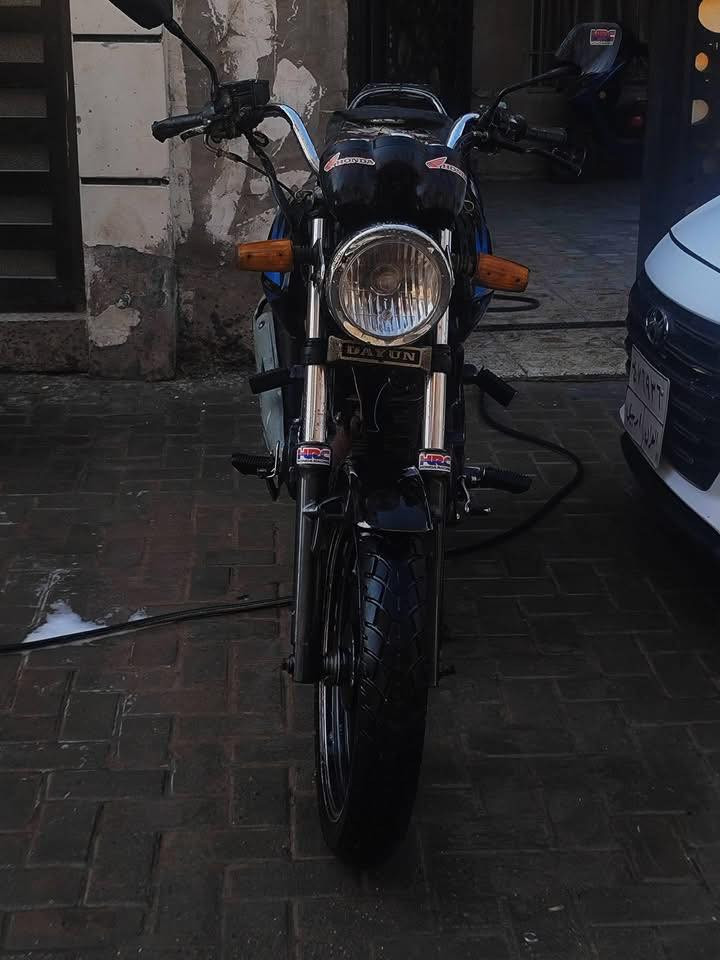 دراجه دايوان لبيع بيهه خيط تبخير 
700وبيهه مجال العنوان بسمايه قريه 10

***********
