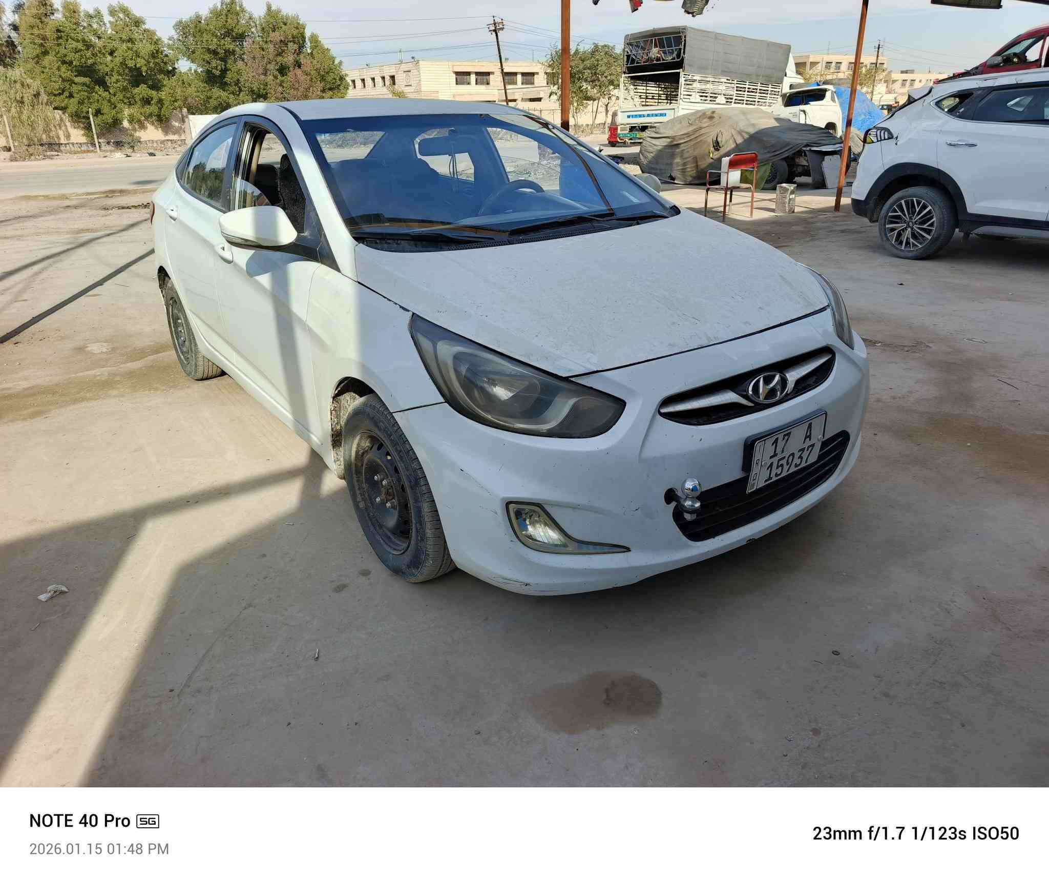 اكسنت موديل ١٣ خليجي
1 محرك ١٦٠٠ دوش قطرتين 
2 تحكم جهتين +شاشة وكامرة 
3 لايت زنون 
4 محرك لاتنقيص ولا تبخير كير حاوية جديد 
5 حدادية جديدة 
مكانات صبغ ابيع حزام حادث خلفي بك لايت وبداية الحوض منزل صورته قمارة وبنيد بدون صبغ الدواخل سليمة رقم مثنى جديد ب اسمي عنوان بغداد حي البتول *********** السعر 83 وبيها مجال
