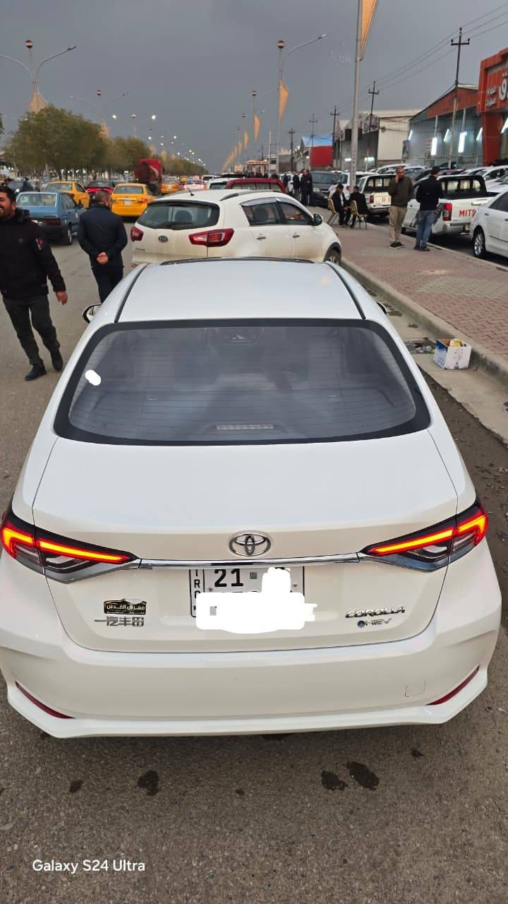 كورلا موديل 24 ماشي 22الف بي رصعه خفيفة
سنوية بسمي مع ورقة بنزين 
السعر ١٥٧ مع مجال
رقم تلفون ***********
