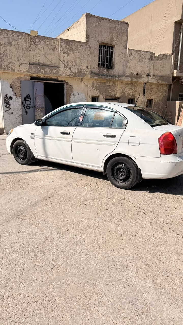 اسلام عليكم
اكسنت ٢٠٠٨ خليجي ١٦٠٠ اصل  بيها قطعتين صبغ وحالوب. السيارة باسمي تحويل ثاني يوم 
العنوان بغداد /الامين الثانية    السعر ٧٠ وبيها مجال
الرقم/***********
