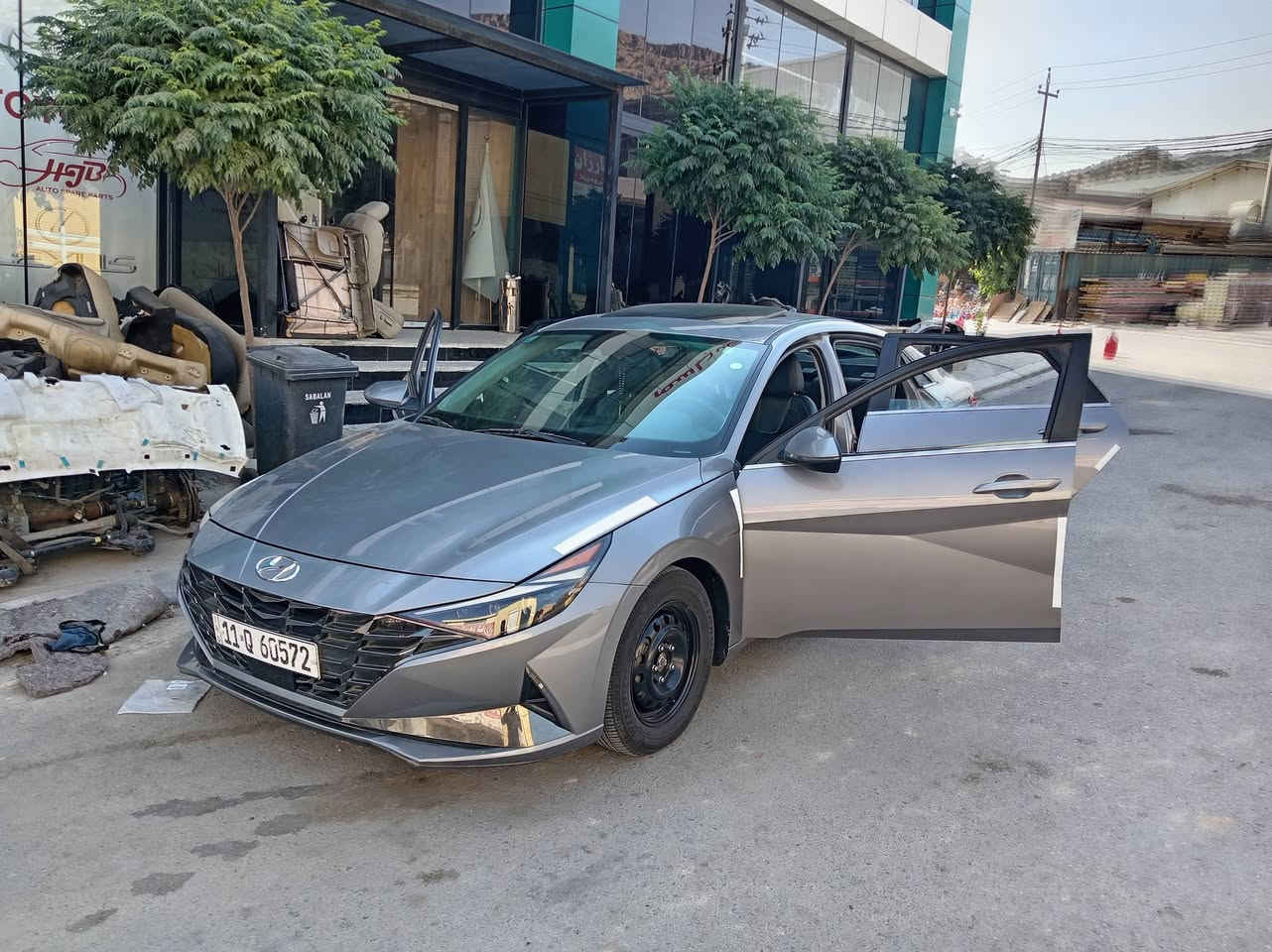 النتره مديل 23 فول مواصفات لمتد
حادثه مثل ماوضح بل صور  قطعتين 

جاملق امامي مبدل  وجاملق خلفي صبغ 

سياره ماشيه 45

سعر 150 وبيه مجال جدن بصيد 

يوجد واتساب 
***********
***********
