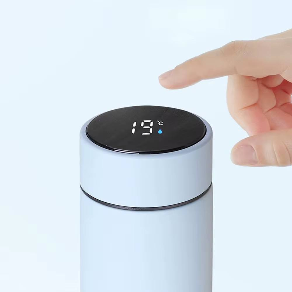 كوب الذكي للمشروبات الساخنه والباردة
سعر 14 الف وتوصيل مجاني
للحجز ***********
او مراسله البيج
