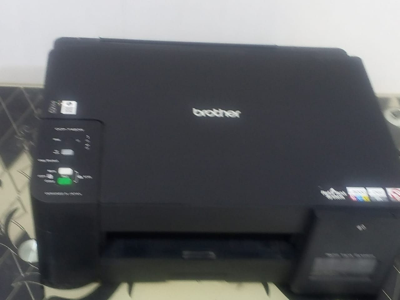 مكلف بالنشر 

طابعة استنساخ جديده مستعمله شي قليل للبيع 
السعر 200 بيها مجال 

الاتصال ع الرقم ‏‪0781 548 3182‬‏
