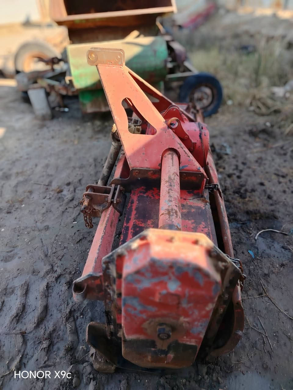 السلام عليكم رفاسه حجم ٢١٠ تركي للبيع العنوان بغداد اليوسفيه ***********  ***********  جاهزة السعر ١٣٥٠ بيها مجال قليل
