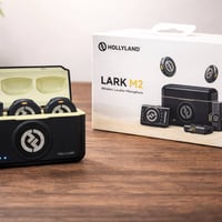 نك مايك Hollyland M2 لمايك مستعمل مرتين فقط بعده بالكارتون هوا وملحقات...
