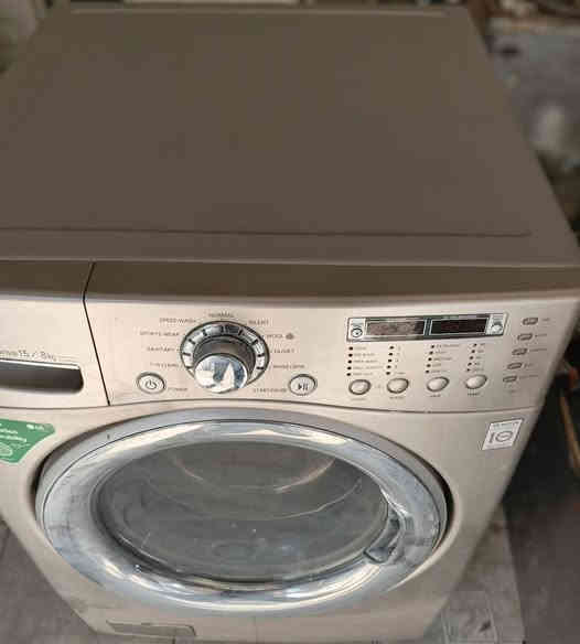 غسالة اوتماتيك نظيف وشغال. مستعمل
ماركة ال جي خوشناو الكوري الاصلي
15كيلو تغسل بطانيات لحف برنامج خاص للبطانية
شغال 100% وضع شركة بلادي
مستعمل نظيف جدا

ضمان ع التجربة اقتصادية
السعر.300 الف
يوجد توصيل لكل المناطق
للتواصل 

والحجز واتساب
*********** أربيل
