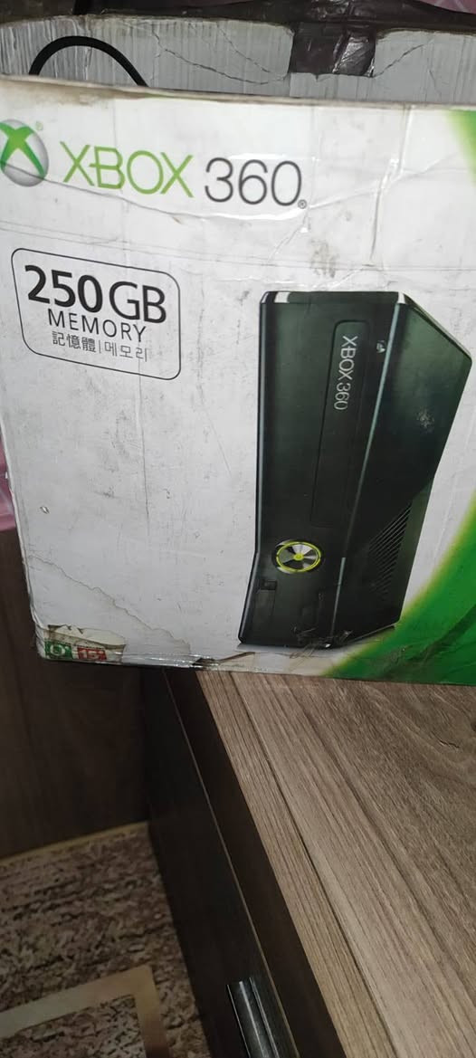 اكس بوكس للبيع
اثنين جوستيكات و٢٠ لعبة قوية بسعر ٧٠ الف
مع يدة باله بسعر ٢٠ الف
للاستفسار  واتساب ***********
