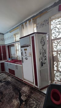 كاونتر المنيوم ومرمر للبيع مستعمل قليل  نظافة فول  مئة بالمئة . بسعر م...