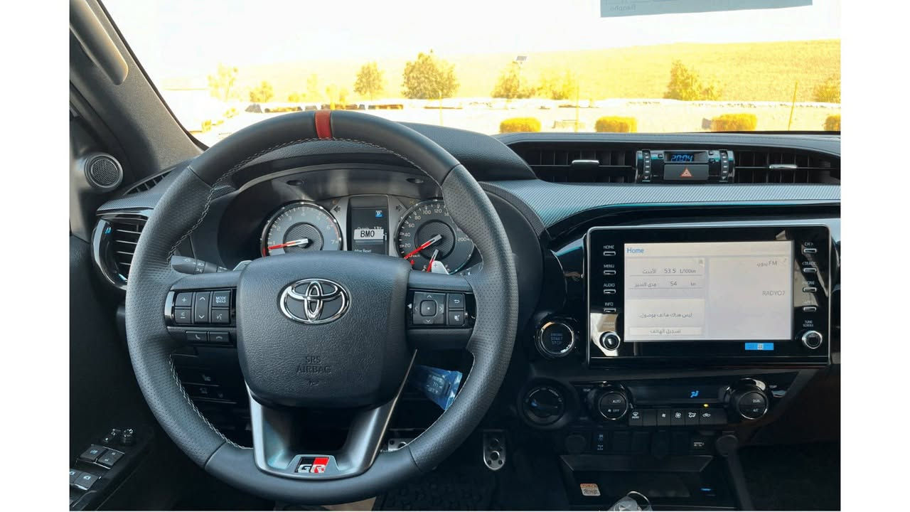 هايلوكس GR زيرو وكالة ٢٥
ضمان وصيانة مجانية
للاستفسار 
***********
