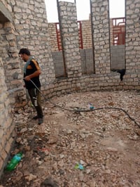 /كادر عمل جاهز تصعيد مواد +تنضيف بيوت حدائق+ تفليش+ دفن نهري +نقل اثاث...