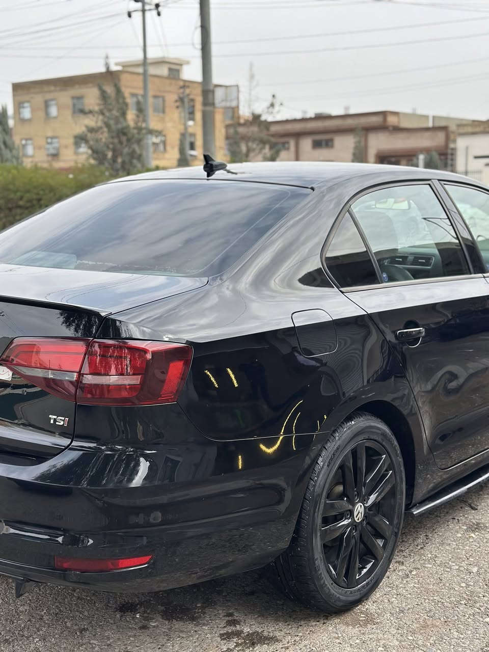 جییتە مۆدیل ٢٠١٨  مواسەفات بلاک ئیدیشن
قەپات مواسەفات سەیارەکە. کلینە و تەنها جەند قۆپەکی هەیە و تەواو سەیارەکە هەموو شتەکی. بە شەرت دەدەمی و  فەحسی ١٥ رۆژ پیش ئیستای لەگەرە لۆ دڵنیا بون لە خاوینی سەیارەکە  کوشن هیتەرە 
کوشن جلدە سلایدە و تەقە و رەقەی بە شەرتە
0750 837 8803
0750 746 3951
شوێن هەولیر
