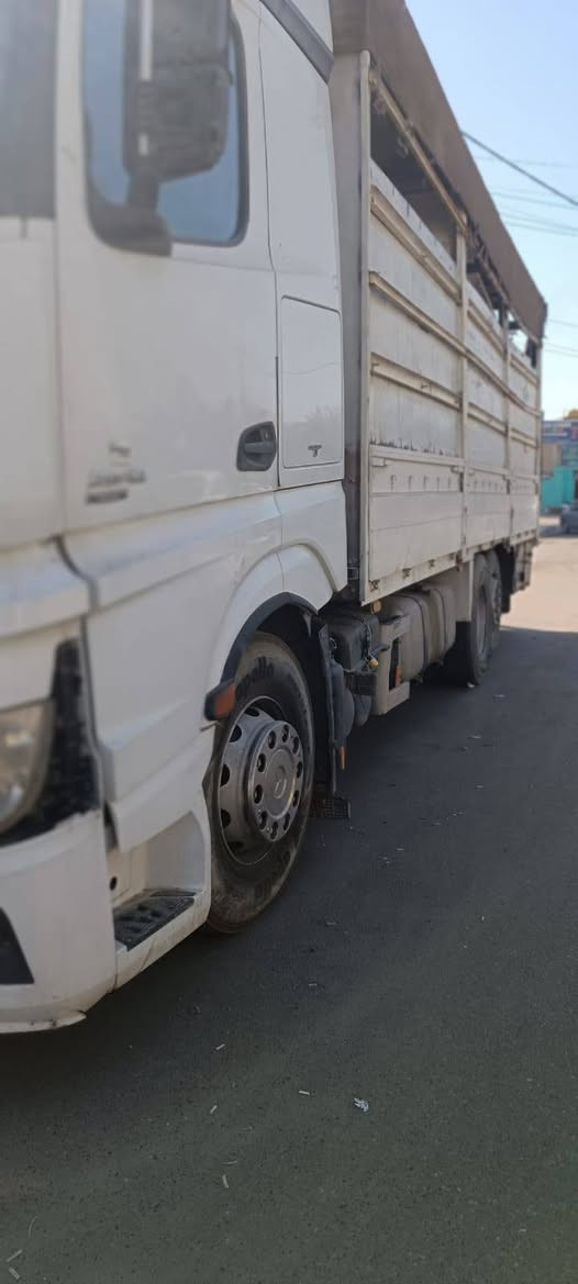 اكتروز وحش موديل ٢٠١٣رقم سليمانيه فول موصفات حجم ٤٢ كور عالي مكفول محرك كير شاصي اكسل سنويه لغاية
٢٠٢٧ السياره بسمي (مكان سياره بغداد )/***********
