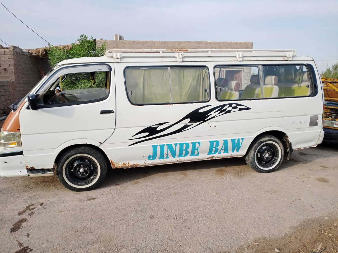 فتون موديل 10 رقم احمر ناصريه
مكينه كير اكسل كفاله غرفه نضيفه تايرات جدد 
سياره ما عايزها شي السعر 3مليون  .والشراي بيه خير ويدلل ***********
