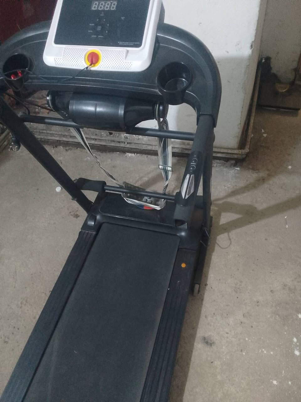 سلام عليكم جهاز للبيع نضيف مال بيت
مستعجله عليه 200 وبي مجال مكاني بغداد الدوره


**إذا كنت صاحب هذا الإعلان وتريد حذفه لأي سبب، رجاءا أرسل رسالة إلى الدعم الفني**