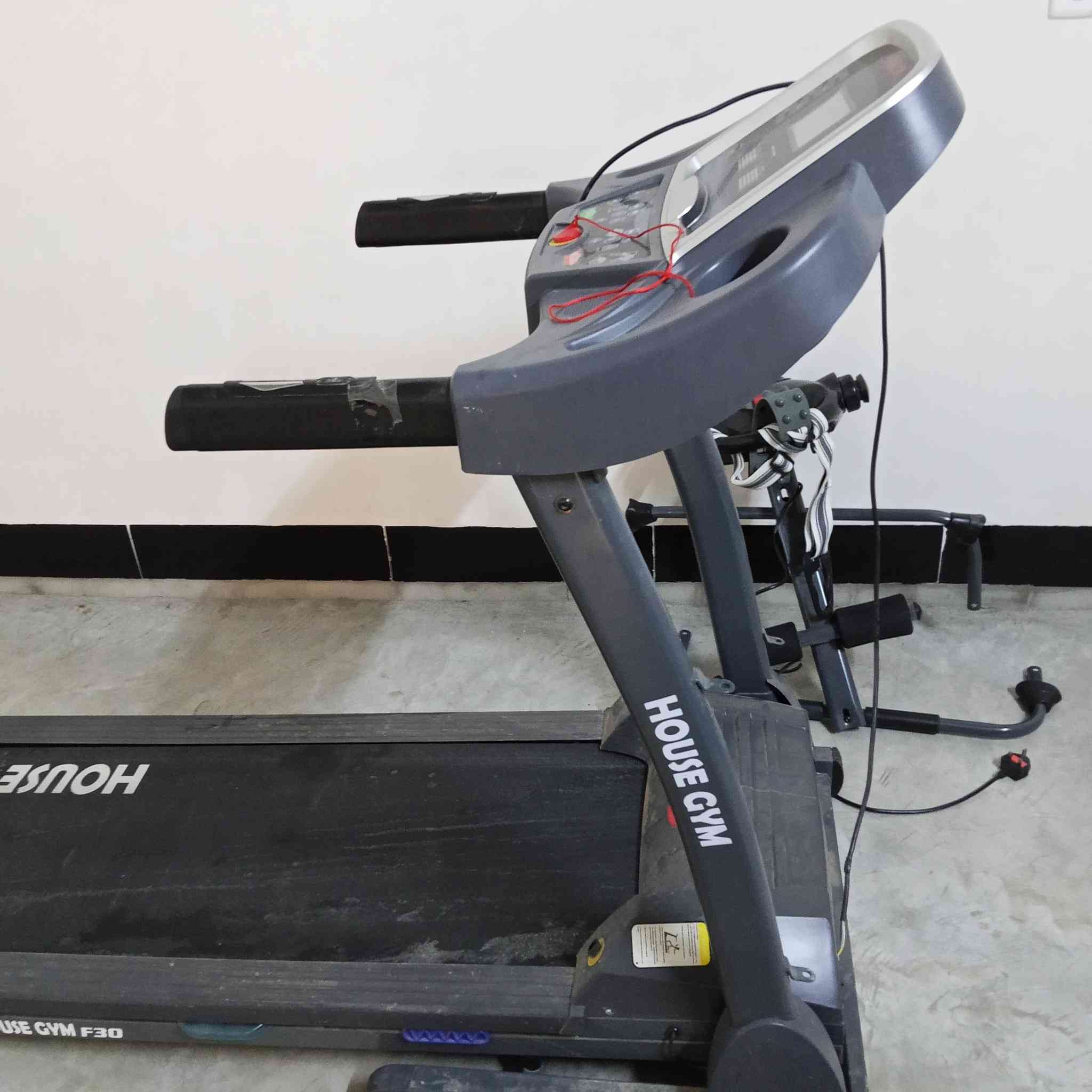 جهاز رياضي عاطل سعر 50 الشراي يتصل مكلف بنشر ***********
