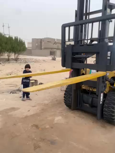 رفعة كتر البيع رقم بصرة 2014 تث حركات مكفولة أربعة طن ونص *********** العنوان بغداد
