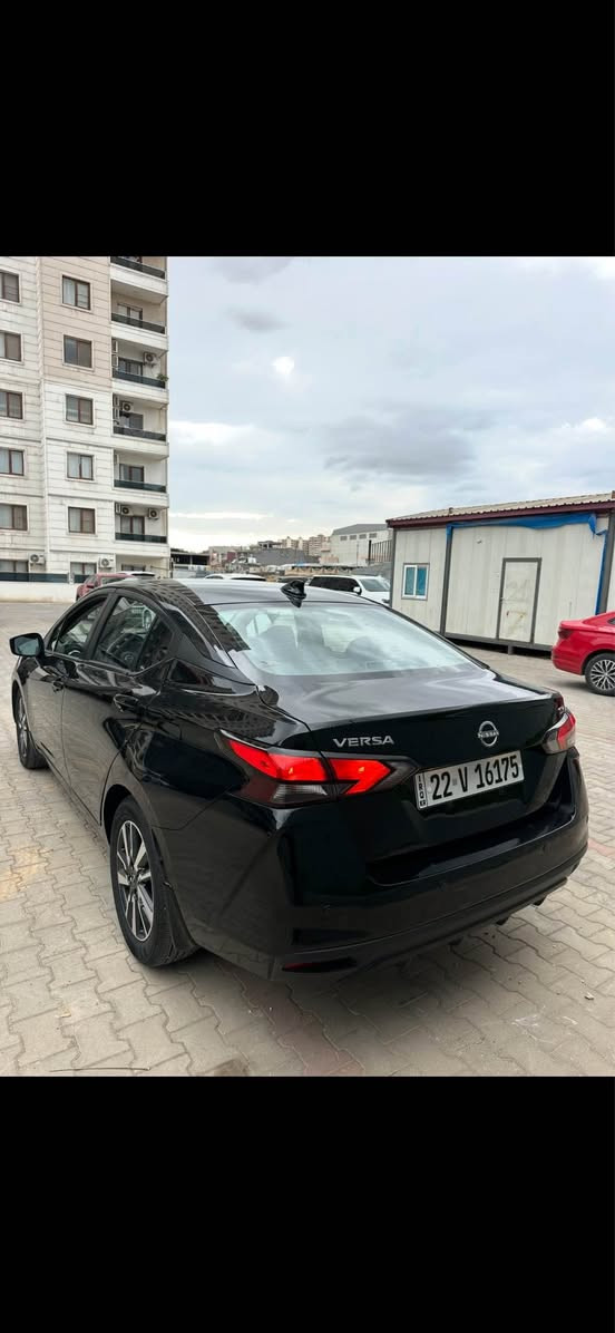 للبيع فيرسا 2024
فول مواصفات بجم كبس
صبغ فقط بابين بخ 
سعر بلاش 124 ورقة $ قفل
السيارة تحويل وكاله شرط
اللاتصال *********** دهوك, العراق
