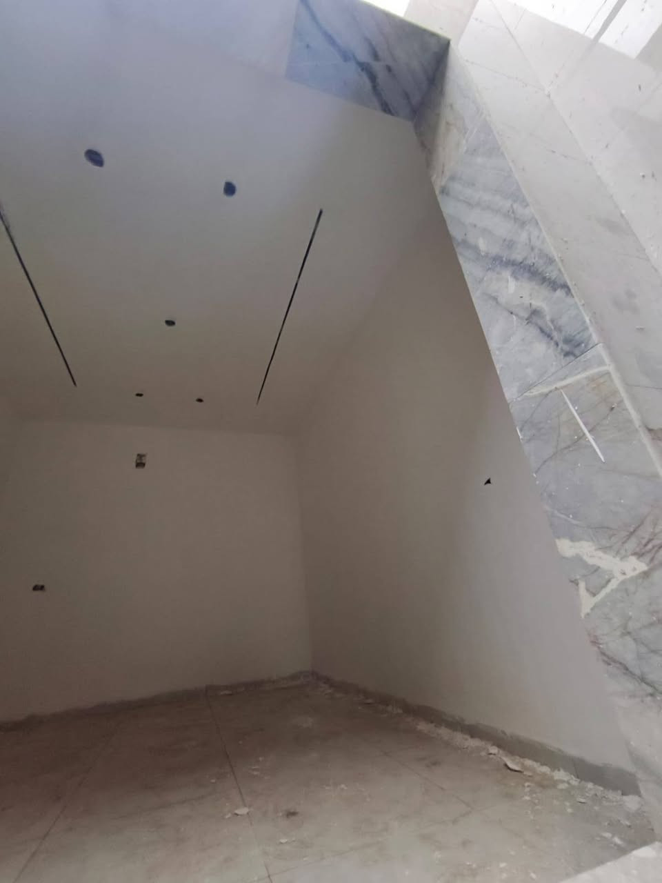 لباخ متفرغ حاليا (اسمنت +جص+بورگ+تشميع+سقل وتنعيم+جراره+تقطيع+نثر)بأسعار مناسبه 
مكان العمل //بابل//طويريج//كربلاء
للتواصل//***********
