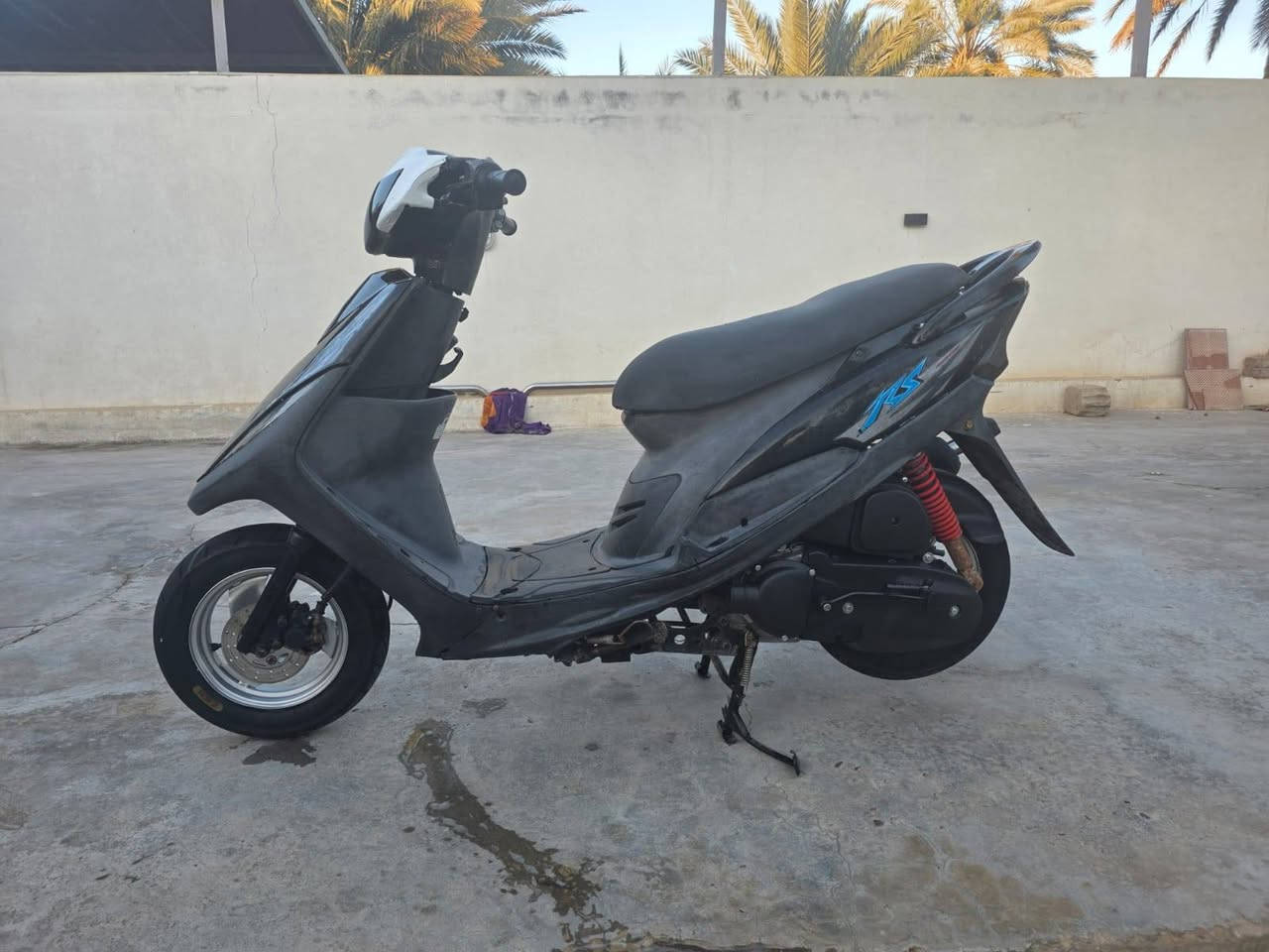 للبيع ماكس عدله موديل 2003جديده معنه كلمه كهرباء كامله مكينه ما مفتوحه خير الله شلعه تخبل ومعدل  اي ستفسار ع هذا رقم ***********

