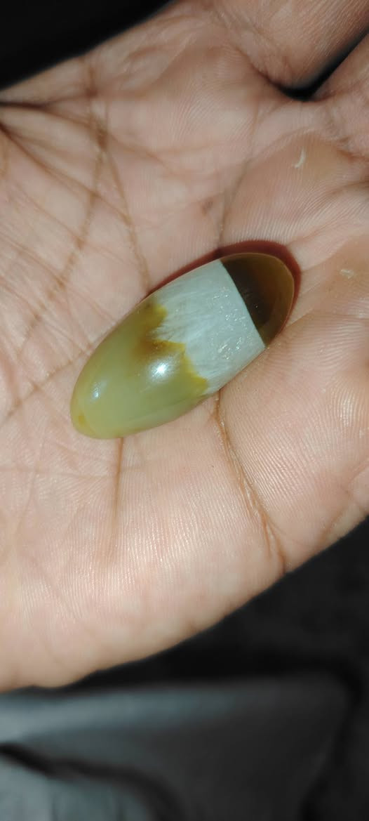 الىسلام عليكم  هذا الحجر اشتريته من سوگ الجمعه من رجال جبير بالعمر وأريد ابيعه  .


**إذا كنت صاحب هذا الإعلان وتريد حذفه لأي سبب، رجاءا أرسل رسالة إلى الدعم الفني**