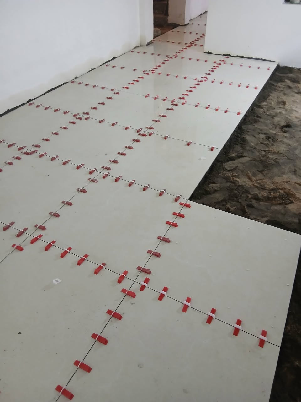 خلفه سيراميك ارضي الواح انواع السراميك شغل مضبوط ومناسب شغل ليزر اسعار خاص اتصال ***********# وبي واتساب متفرغ
