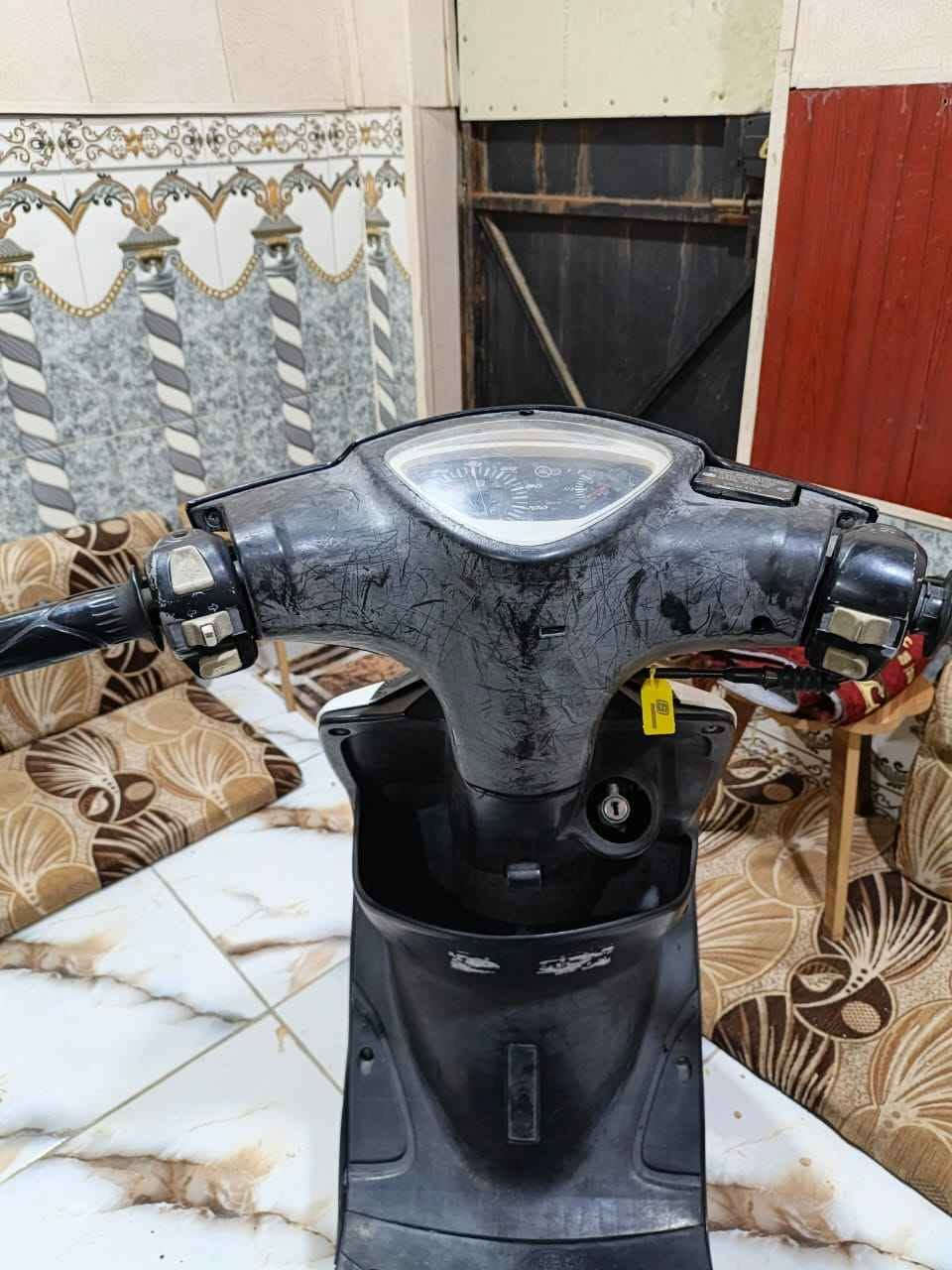 ماكس عدله دراجه كفاله شلعه اومشي تخبل مكينه فول نعومه لاتدخين ولا نضوح كهربائيات كلها شغاله سلف اوهندر عينه لونين عداد سرعه عداد بانزين شغال صطاب سكنات ثلجي اشاير كله شغال ختم واحد ويه المكينه الكفرات كله بلادي مامبدل بيها شي السعر 800 وبيها مجال عنواني البصره رقمي*********** البصرة, العراق
