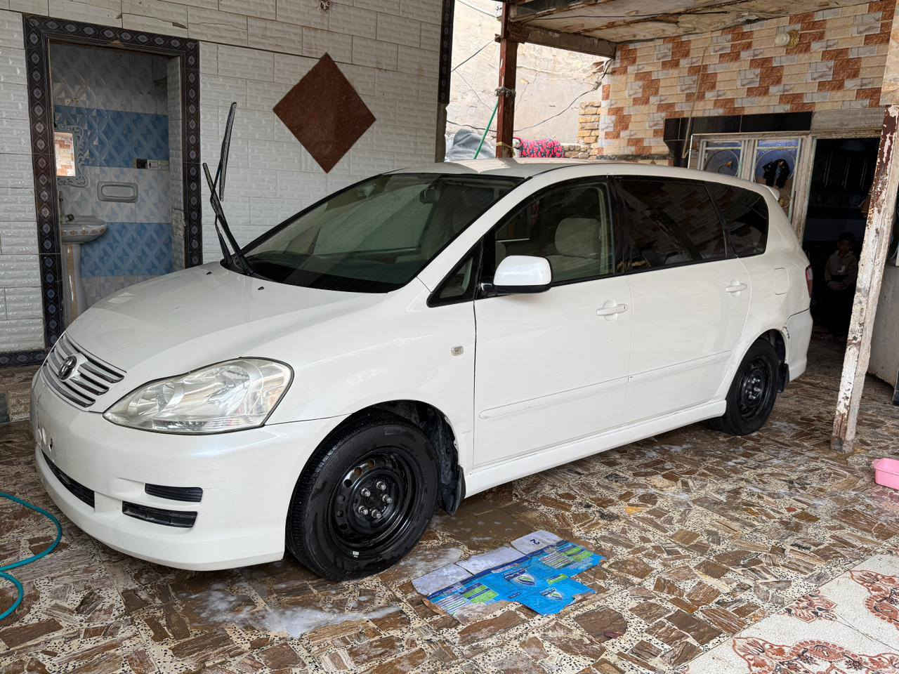 سلام عليكم ابصم أدوات دخول جديد سياره نضيف وبالواقع انضف من الصور وتجي وتشوف بعينك سعرها 60وبي مجال 
للستفسار اكثر ***********. / ***********
