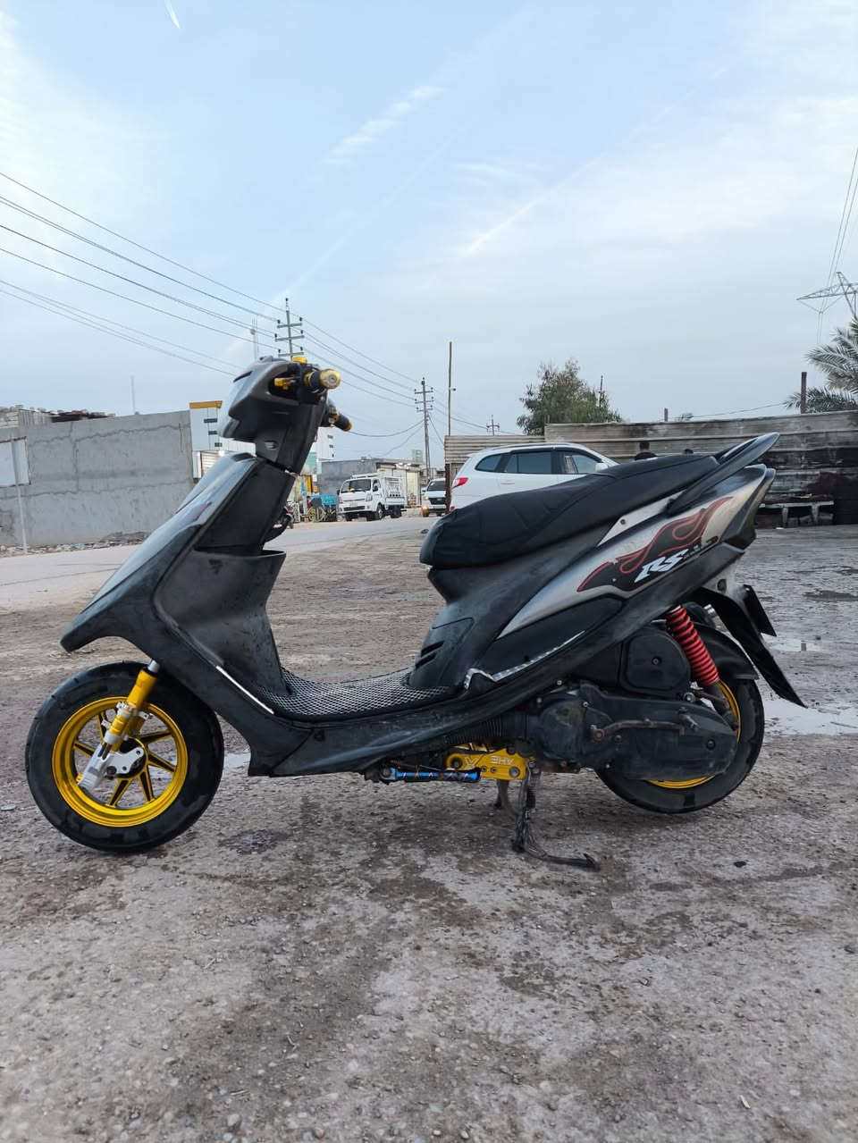 ماكس  عدله للبيع الدراجه بيها تزويد خارجي بيها خير من  الله  الدراجه ما مفتوحه  كلها ختم واحد  ويه المكينه شبعه ومعدل وطمه  الدراجه خير من الله   شلعه ومعدل خرسه الدراجه  مكاني بصره كرمت علي  الطيف  رقمي ***********سعر الدراجه  800 وبيها مجال
