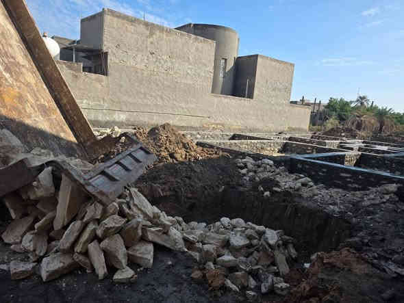 الحمد الله دائما وابدا مكتب نور الهدى للمقاولات نعمل بالنقد والتقسيط هيكل فقط عنوان المكتب شارع الإسكان قرب صيدلية النورين بأداره عباس الربيعي ***********
