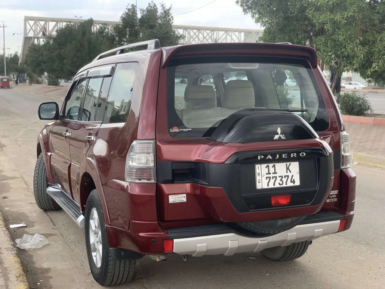 باجيرو للبيع مكفوله عام  موديل 2017بسمي كير محرك تخم تاير ترايك للبصره ماشيه 83
مكان السياره البياع حي الجهاد السعر 195وبيها مجال للطيبين ***********
