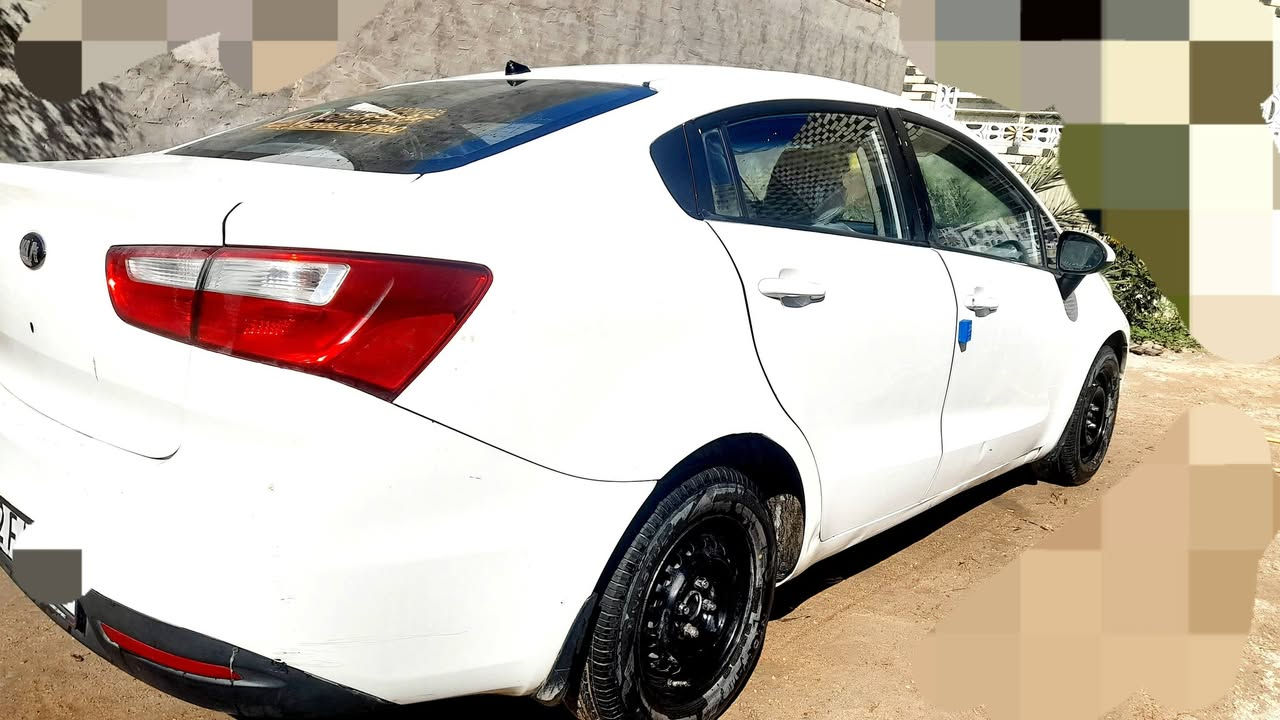 كيا ريو موديل 2015 ادوات ادوات گصة جنطه سياره جديده مكينه وگير وحداديه على الشرط متومه شمالي انگليزي مكينه 1600 السعر 42 بي مجال للتواصل ***********
