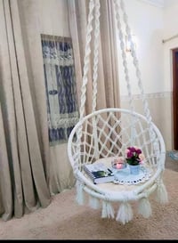 متوفر • توصيل