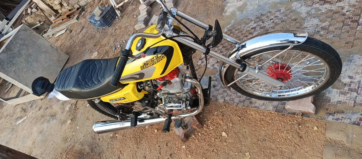 السلام عليكم دراجه نامه لبيع شاصي 2021 اوراق أصولي تعمير 2025 دراجه خير من الله ناقصه برغي واحد الشراء يتصل *********** رحمله والديك لي مو شراي يطلع كبل 👍💫
