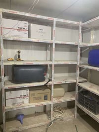 رفوف المنيوم • ٨ قطع • فلكه عبدالله