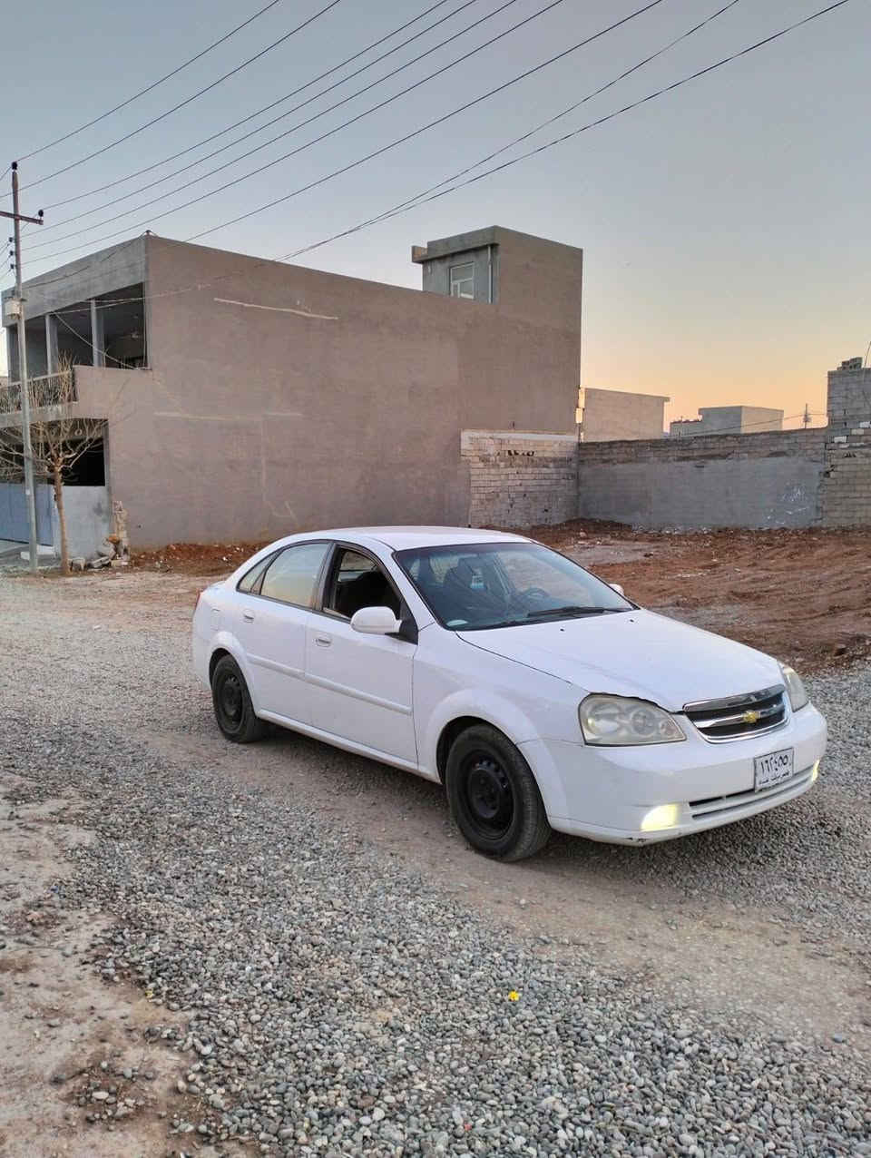 فرۆشتن
ئۆپترا مۆدێل ٢٠٠٤ ڕەقەم  جنوب  
سەیارەیەکی توندوتۆڵ گێڕ و مەکینە بەشەرت 
٤ تایەی لۆک شەرتی بڕاوەو موس . 
شوێن نزیک ڕانیە .
***********
