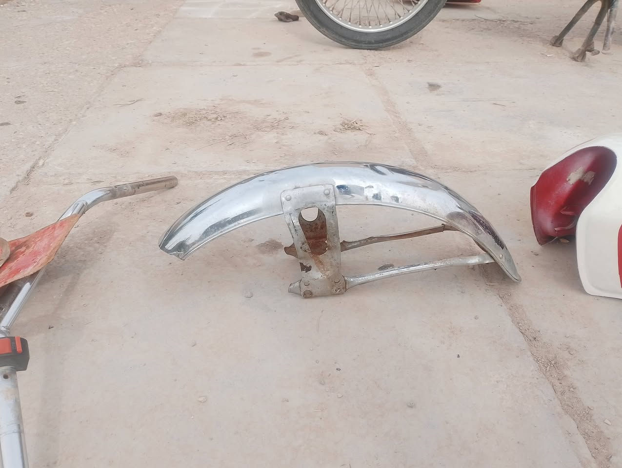 سلام عليكم للبيع كشن اصلي حديد وتانكي وجاملغ وستيرن واقية
1-كشن سعرة 10
2-تانكي ب 5
3-جاملغ ب3
4-ستيرن ب 4
5-واقية ب الف
مكاني شطرة


**إذا كنت صاحب هذا الإعلان وتريد حذفه لأي سبب، رجاءا أرسل رسالة إلى الدعم الفني**