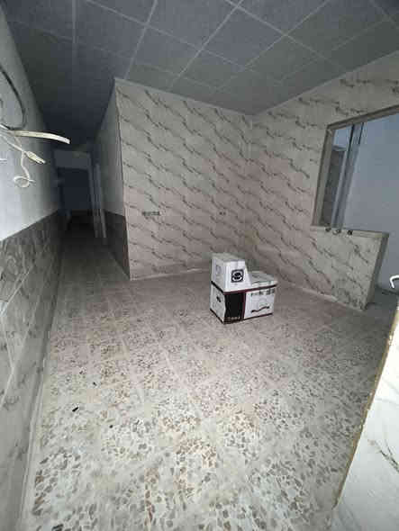 #عروض_عقارات_الحيدر

دار للبيع مساحة 100متر طابقين معزول درج خارجي فول مواصفات زيرو واجهة 5 نزال 20 اتجاه قبله يصلح استثمار ايجار جمعية غرفة تجارة يبعد عن شارع العام 30متر 
للاستفسار اكثر الاتصال على الارقام التالية
***********
***********
