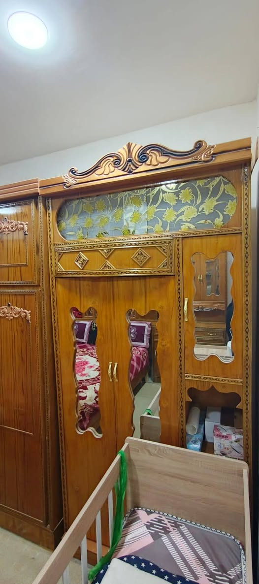 السلام عليكم عندي غرفه صاج عراقي للبيع مستخدمه 5 اشهر اريدها ب مليون و 100 استفسار ع ر

قم *********** بي واتساب
